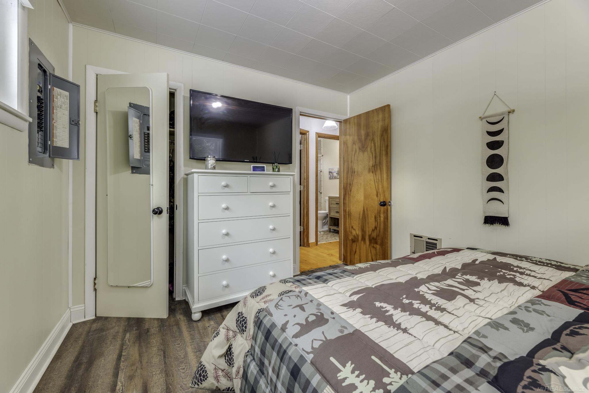 2675 North Ridge Road Carsonville, MI 48419 - Photo 18 of 39 50196065-1e60b4a7-9b8a-4fac-ac8f-1627de573f3f.JPG