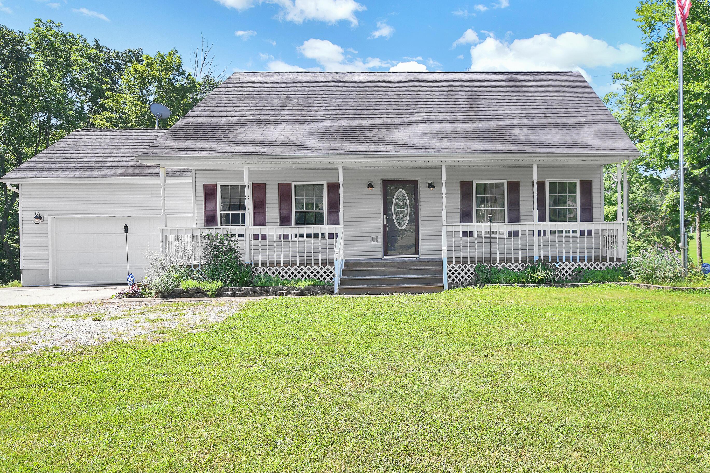 11775 Red Rock Road Glouster, OH 45732 - Photo 4 of 41
