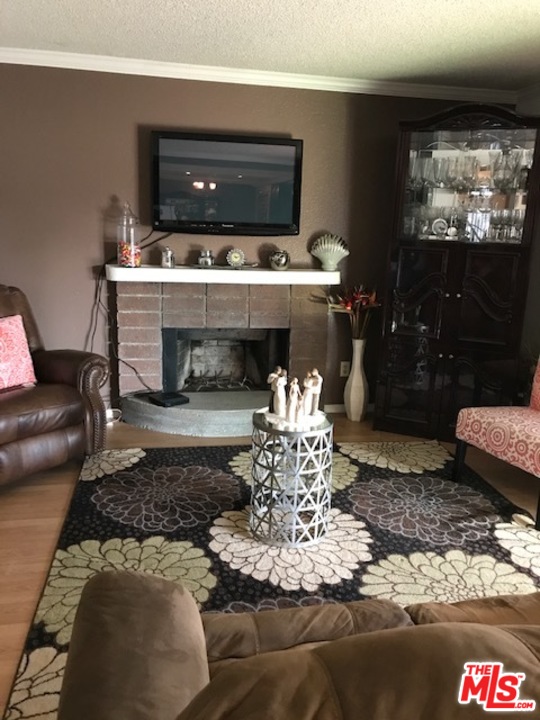 9224 Darren Circle Riverside, CA 92509 - Photo 5 of 27 Gallery Image 5