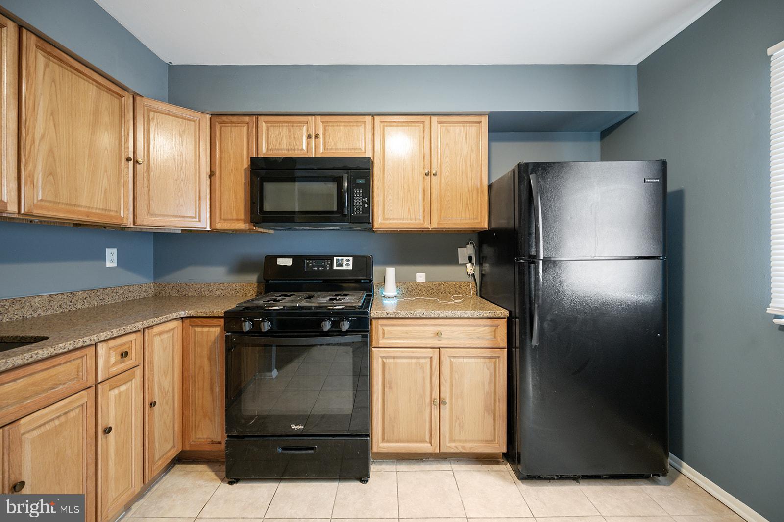 4709 Wallace Place Philadelphia, PA 19139 - Photo 8 of 25 Kitchen