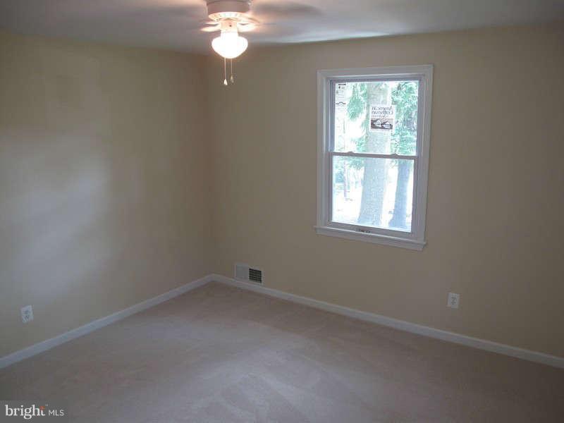 4510 Hargrove Road Temple Hills, MD 20748 - Photo 11 of 30 Interior (General)
