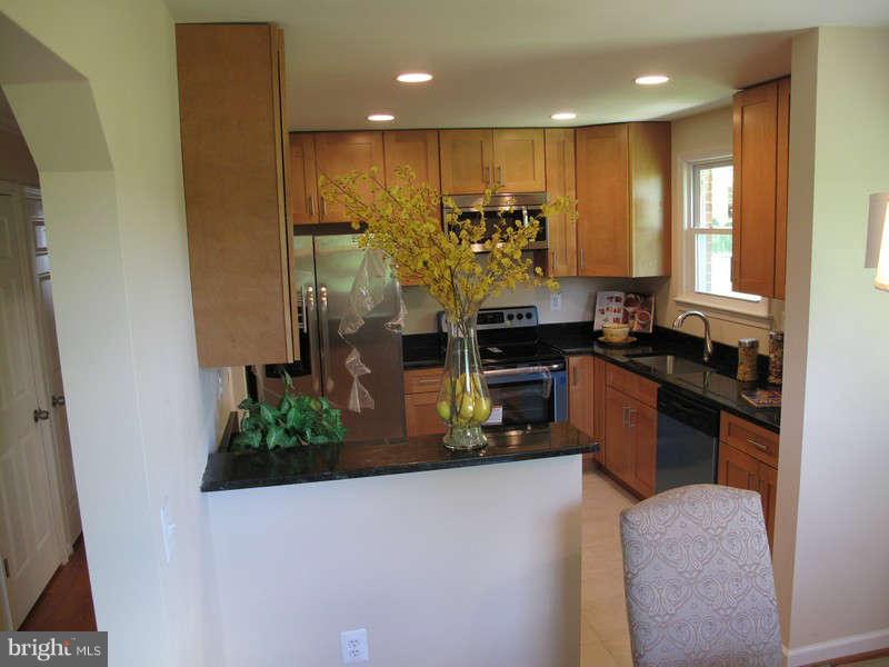 4510 Hargrove Road Temple Hills, MD 20748 - Photo 6 of 30 Interior (General)
