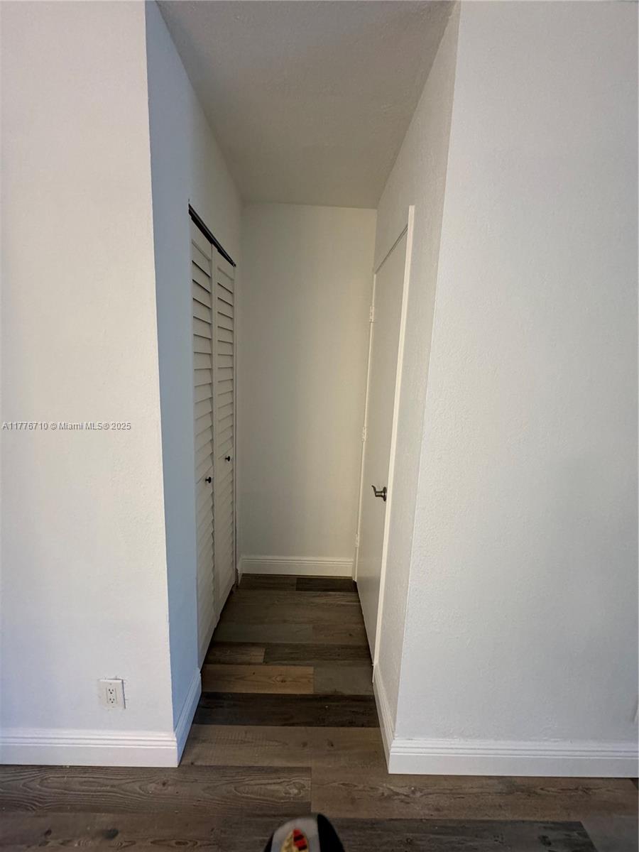 103 Gardens Drive, Unit 103 Pompano Beach, FL 33069 - Photo 5 of 28