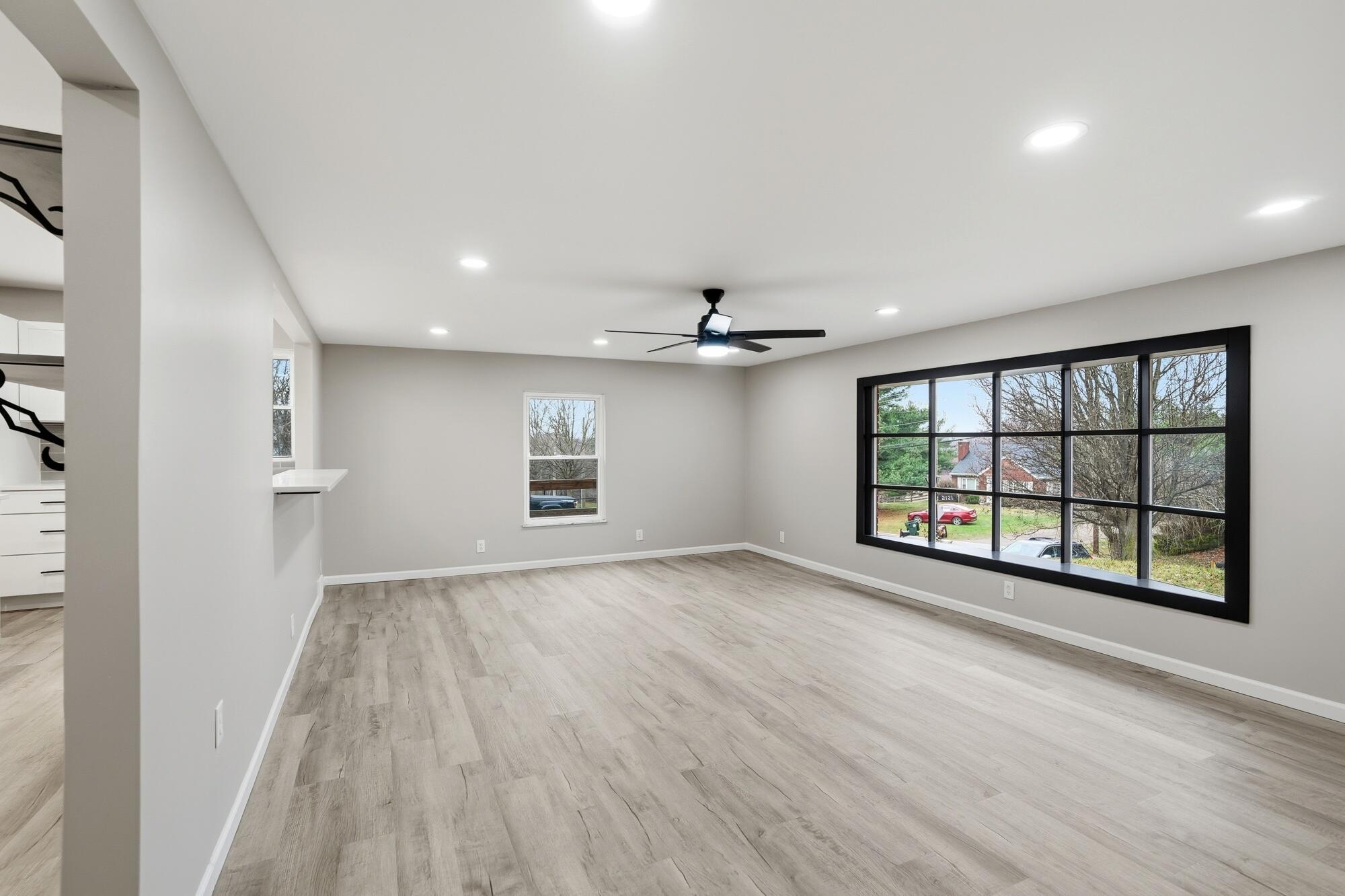 2121 Highwater Road Fort Mitchell, KY 41017 - Photo 3 of 49 Gallery Image 3