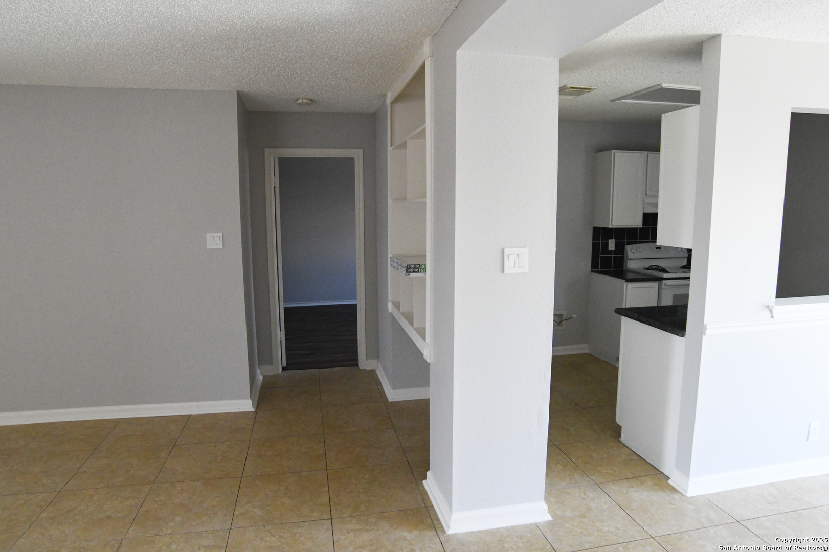 6131 Ashley Spring San Antonio, TX 78244 - Photo 5 of 11