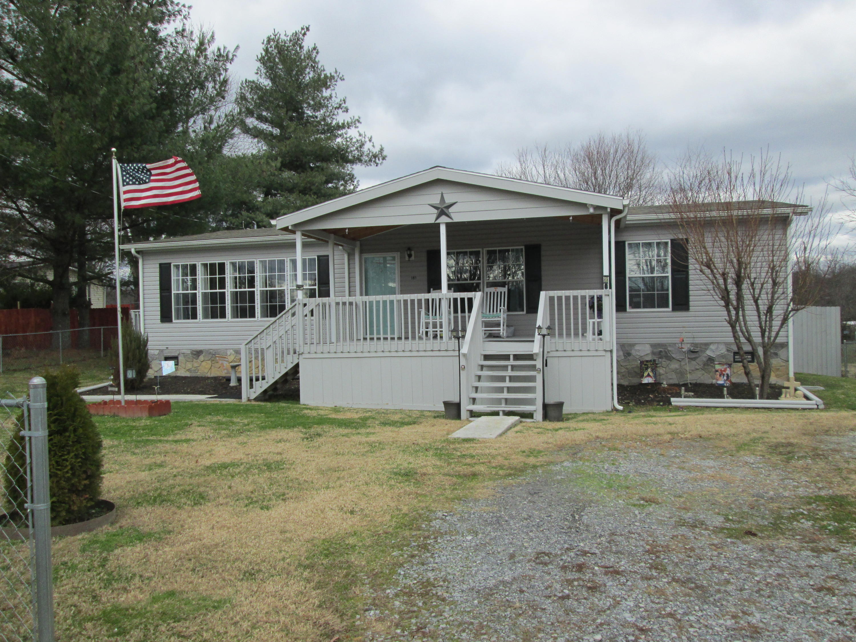 181 Berry Ridge Road Jonesborough, TN 37659 - Photo 2 of 40 Berry Ridge 049