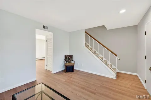$155,000 | 10971 Carroll Wood Way, Unit 1, St. Louis, MO 63128