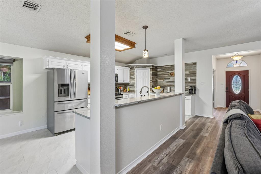 1711 Rushing Way Wylie, TX 75098 - Photo 6 of 30