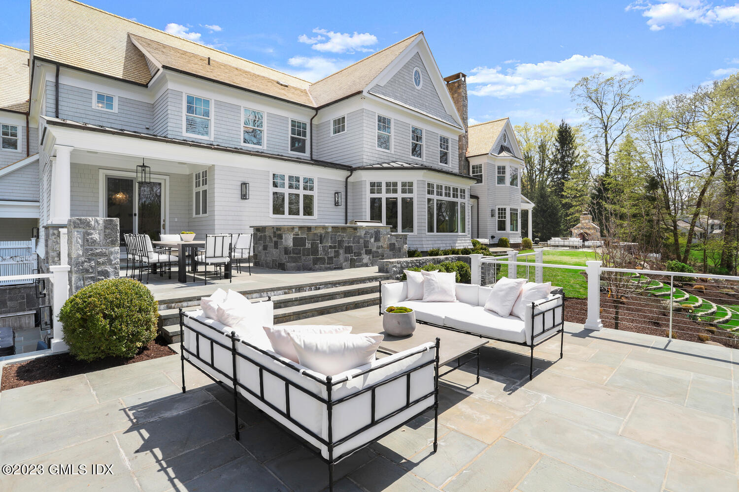 17 Wooddale Road Greenwich, CT 06830 - Photo 8 of 68 17 Wooddale Rd Greenwich CT-large-124-12