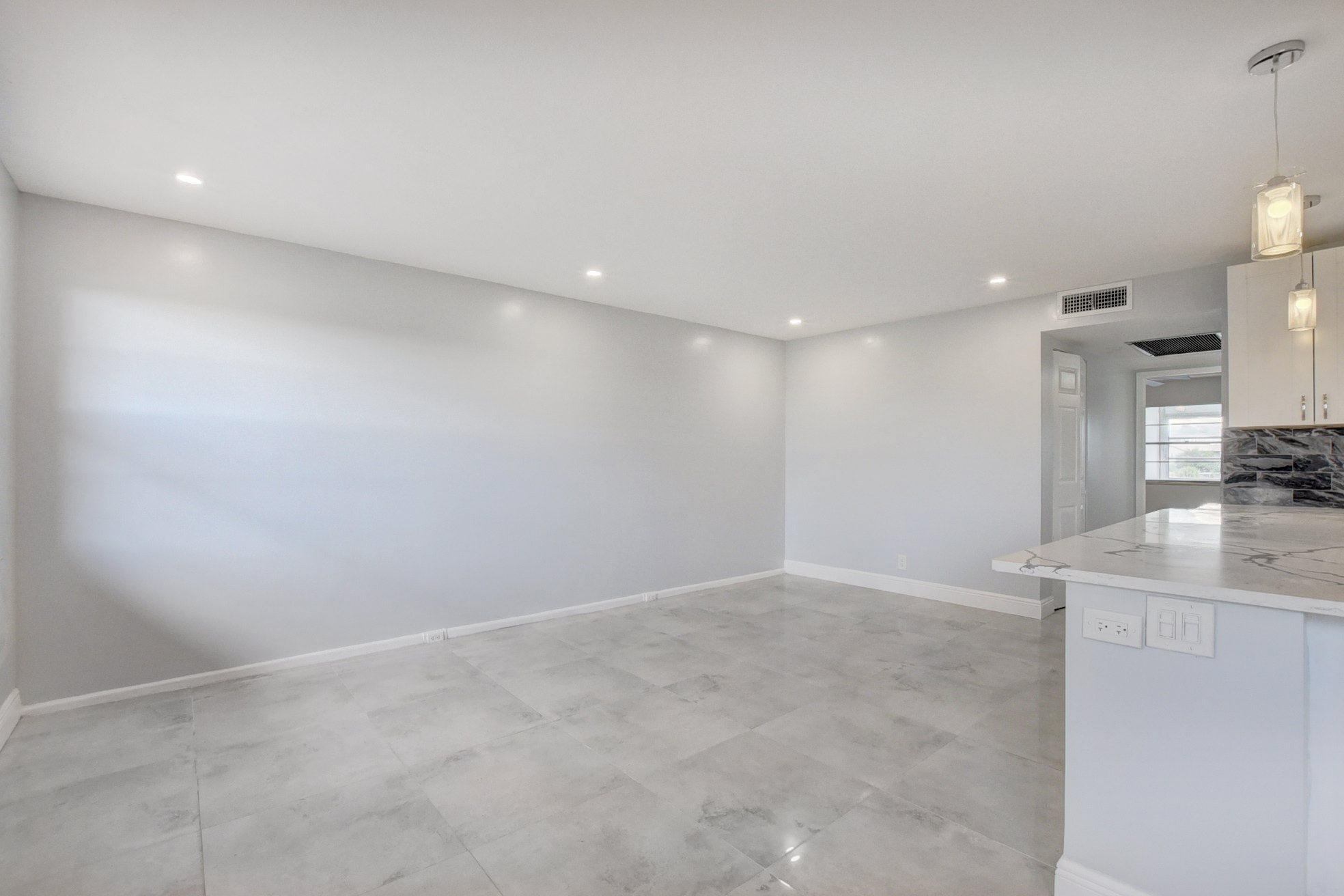 3040 Newcastle A Boca Raton, FL 33434 - Photo 5 of 64 06_dsc_7499_500_501_502_503