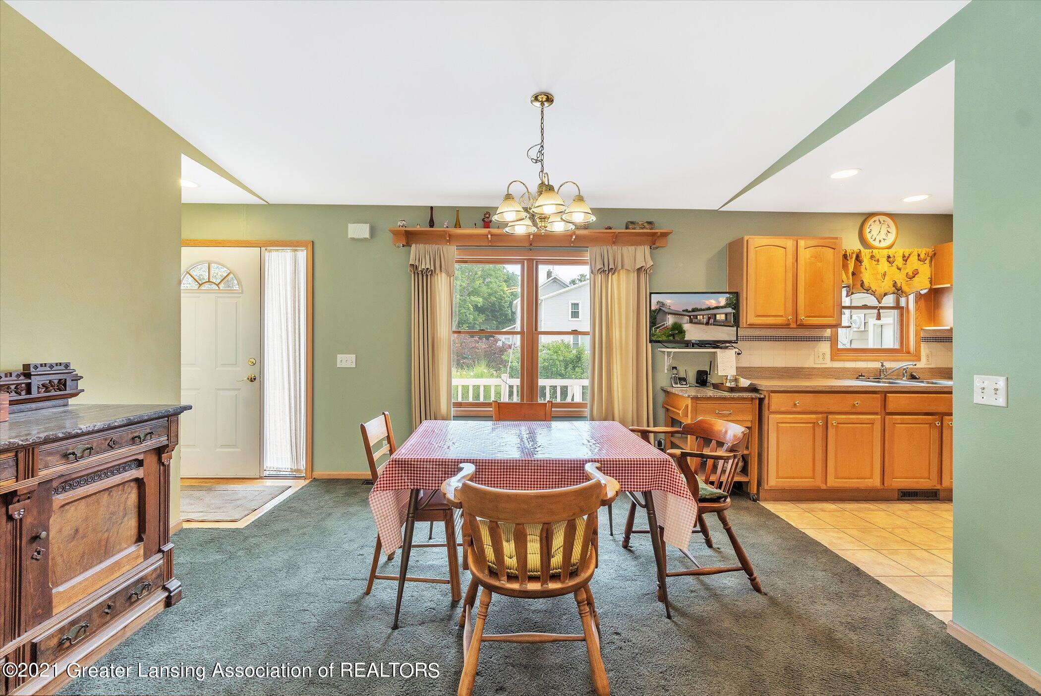 399 Walnut Street Dimondale, MI 48821 - Photo 14 of 35 09-untitled-9