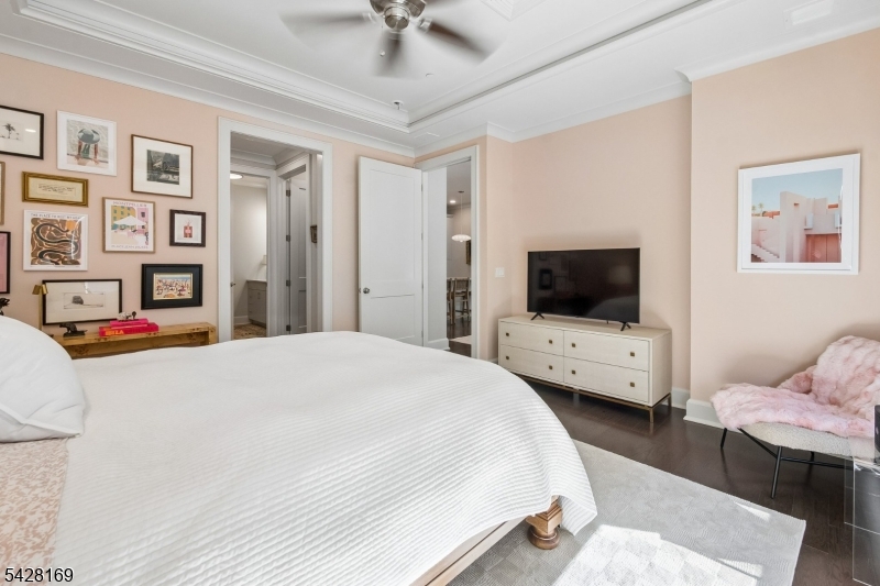 33 Green Village Road, Unit 3302 Madison, NJ 07940 - Photo 18 of 23