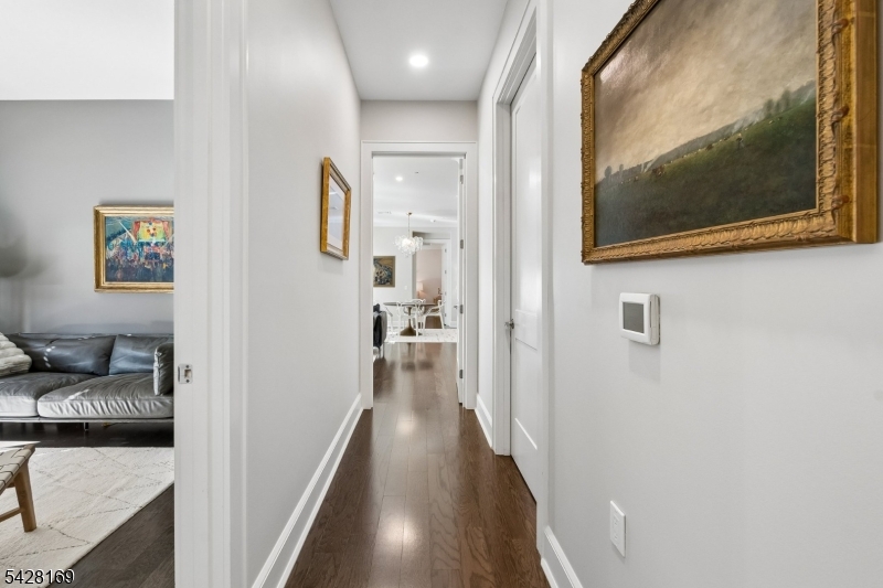 33 Green Village Road, Unit 3302 Madison, NJ 07940 - Photo 6 of 23