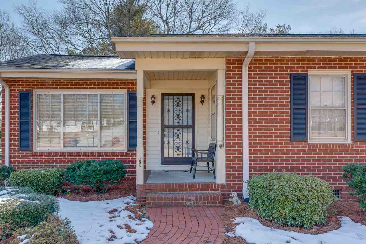 206 Hillside Drive Greer, SC 29651 - Photo 3 of 36