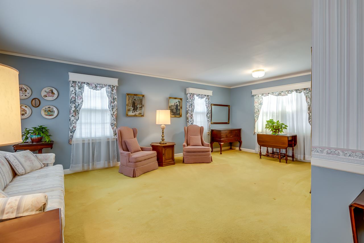 206 Hillside Drive Greer, SC 29651 - Photo 6 of 36