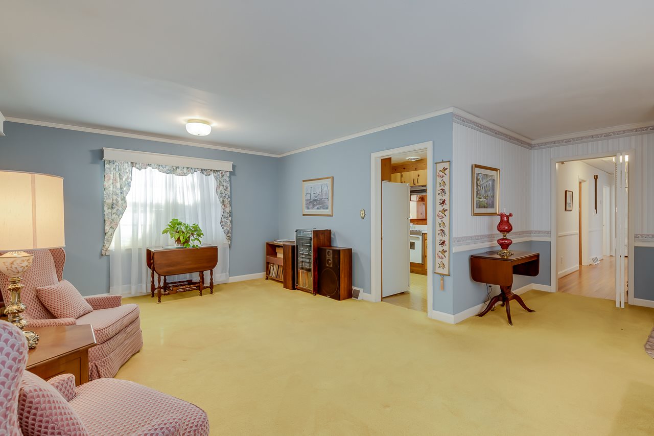 206 Hillside Drive Greer, SC 29651 - Photo 8 of 36