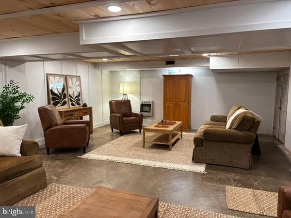 $343,000 | 474 Jackson Park Drive, Meadville, PA 16335