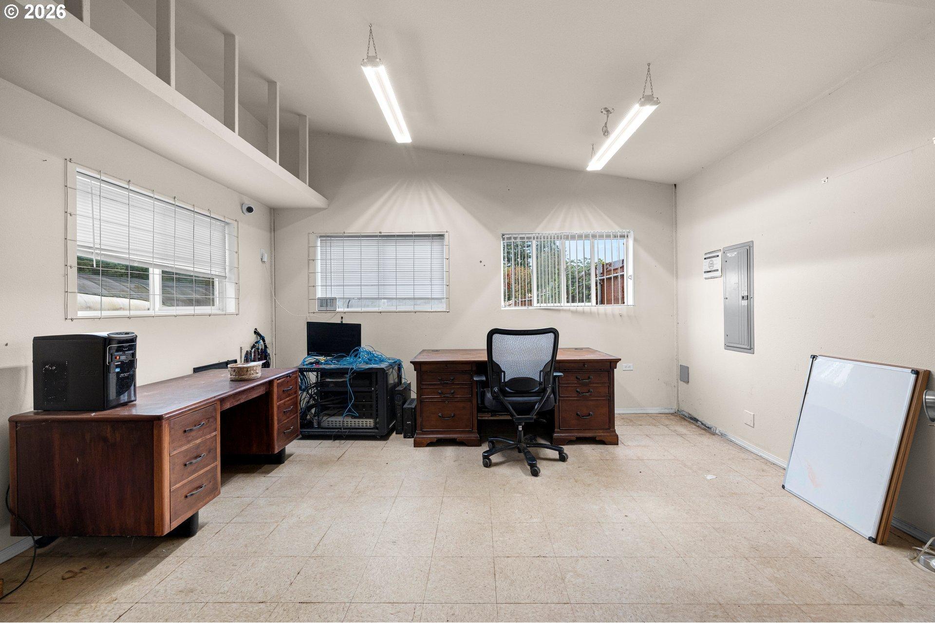 35300 Southeast Gunderson Road Sandy, OR 97055 - Photo 41 of 47 Shop