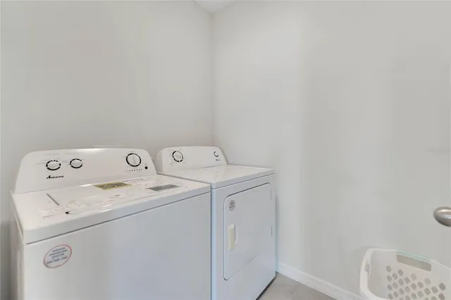 $2,000 | 511 Auburn Grove Terrace, Auburndale, FL 33823