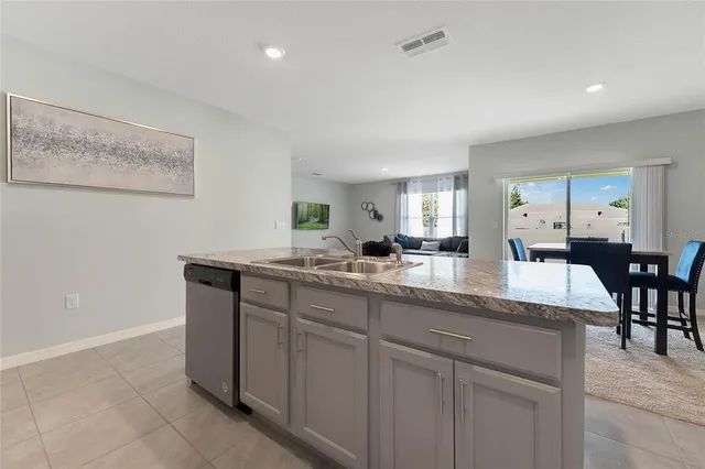 $2,000 | 511 Auburn Grove Terrace, Auburndale, FL 33823