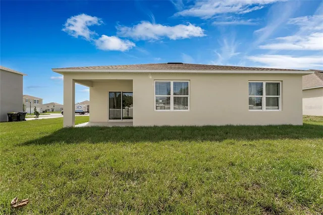 $2,000 | 511 Auburn Grove Terrace, Auburndale, FL 33823