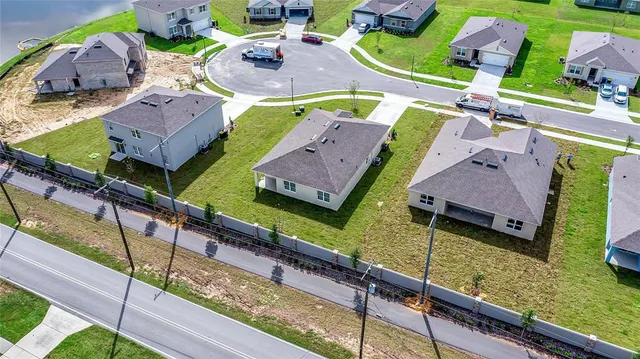 $2,000 | 511 Auburn Grove Terrace, Auburndale, FL 33823