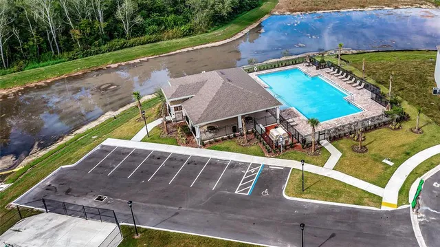 $2,000 | 511 Auburn Grove Terrace, Auburndale, FL 33823