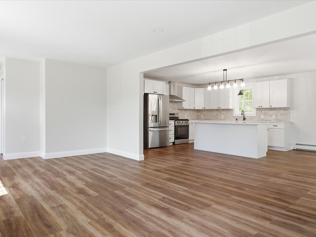 90 Ashaway Road Westerly, RI 02891 - Photo 11 of 41