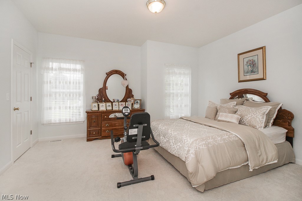 16471 Drake Road Strongsville, OH 44136 - Photo 19 of 35