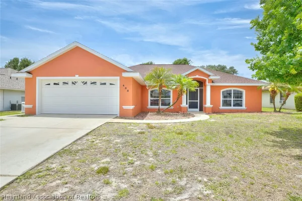 $300,000 | 405 Mac Lane, Sebring, FL 33875