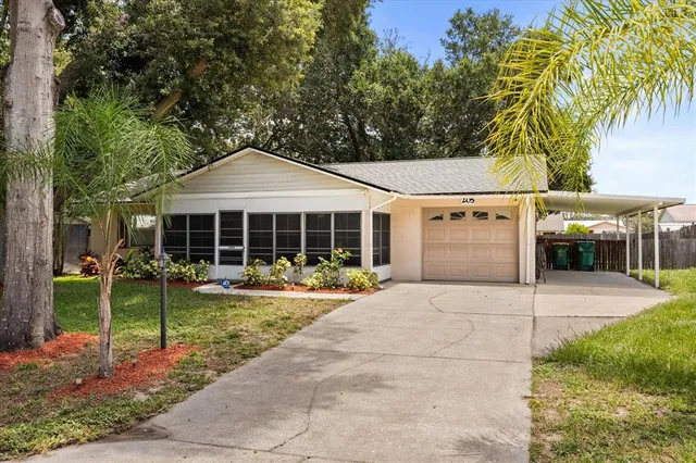 $240,000 | 205 Cricket Hollow Lane, Eustis, FL 32726