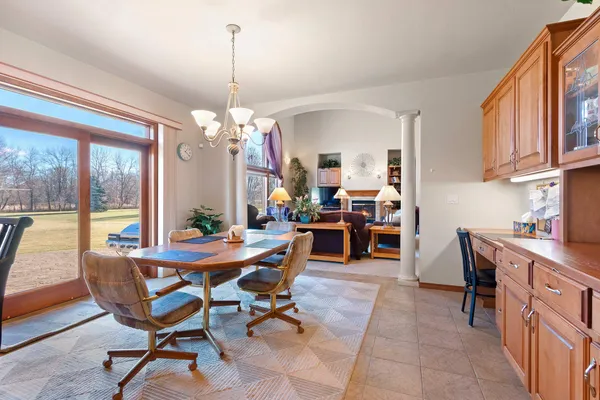 $729,900 | 658 Black Earth Drive, De Pere, WI 54115