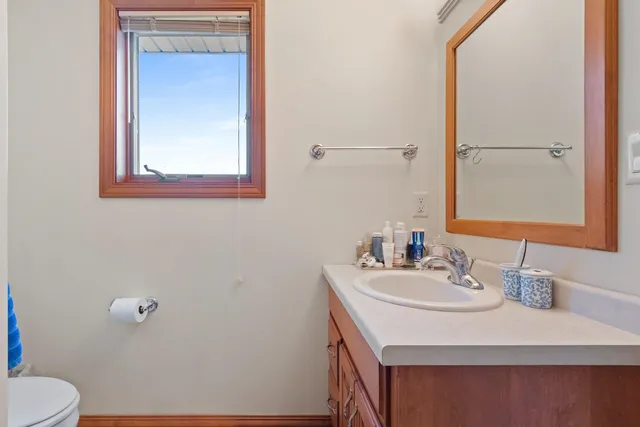 $739,900 | 658 Black Earth Drive, De Pere, WI 54115