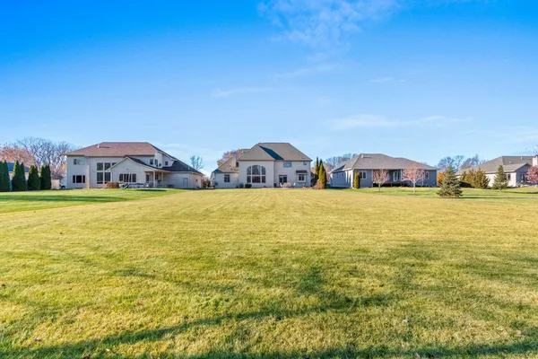 $729,900 | 658 Black Earth Drive, De Pere, WI 54115