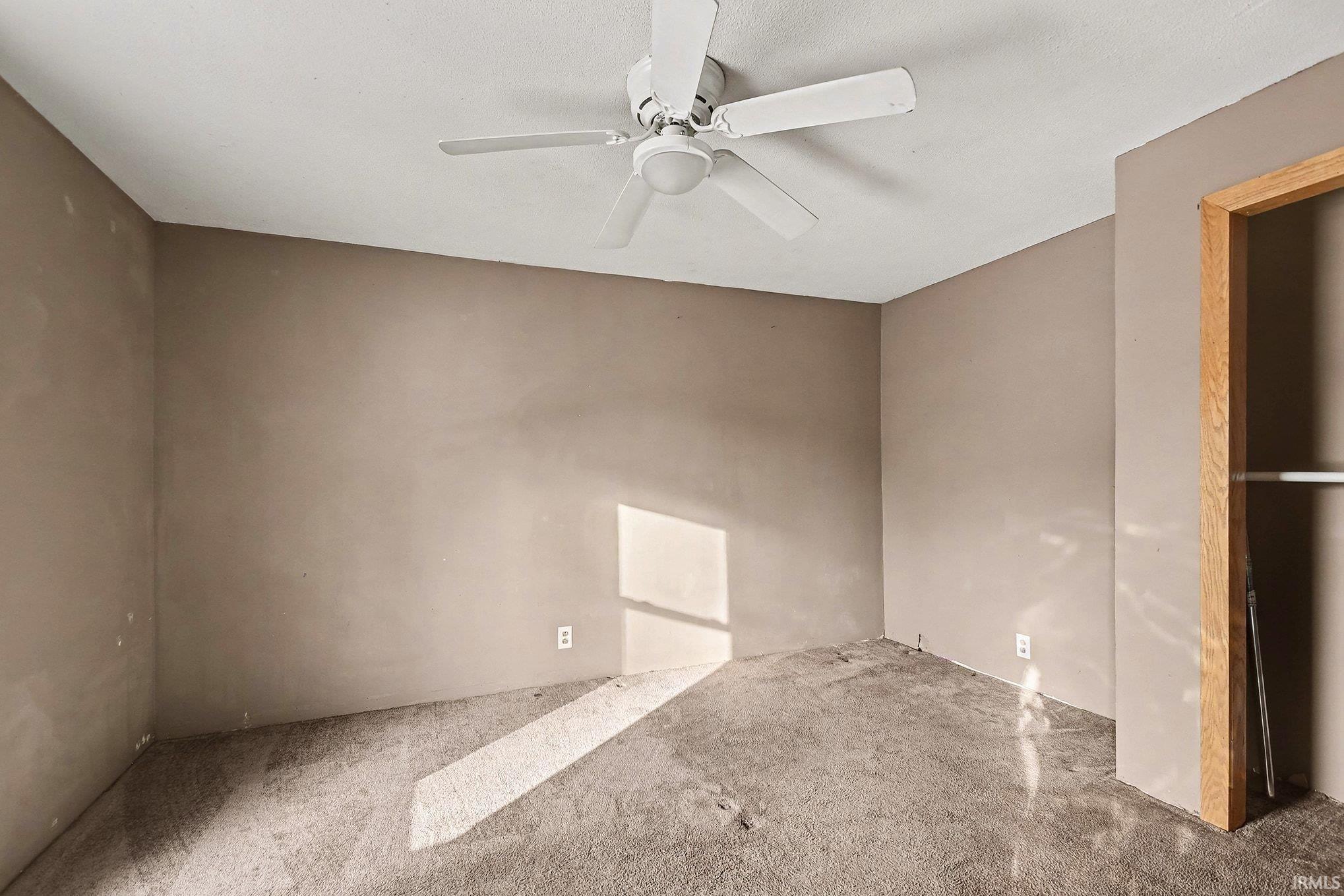 614 Maple Row Elkhart, IN 46514 - Photo 11 of 23