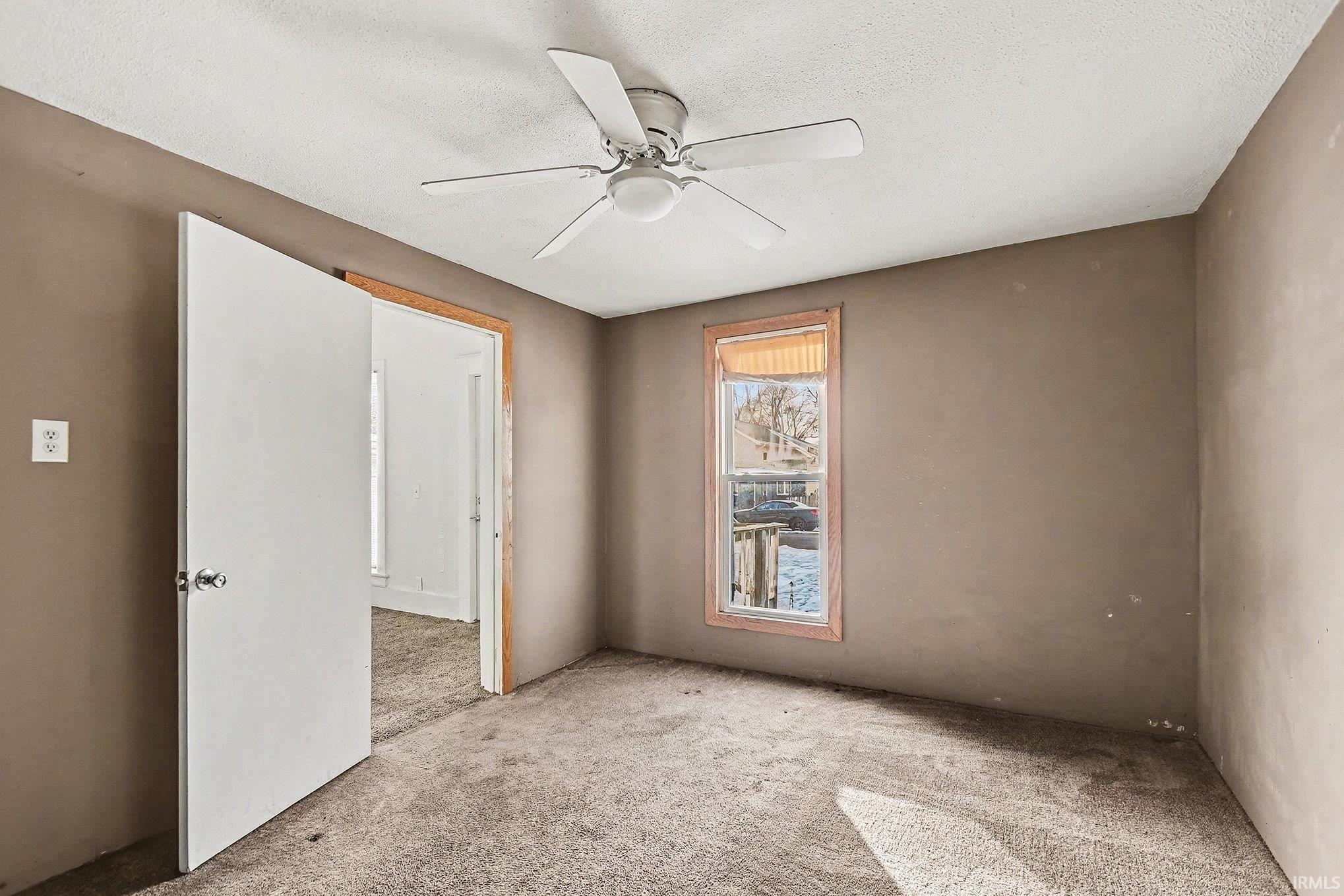 614 Maple Row Elkhart, IN 46514 - Photo 18 of 23