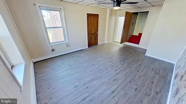 $975 | 1 South Main Street, Seven Valleys, PA 17360