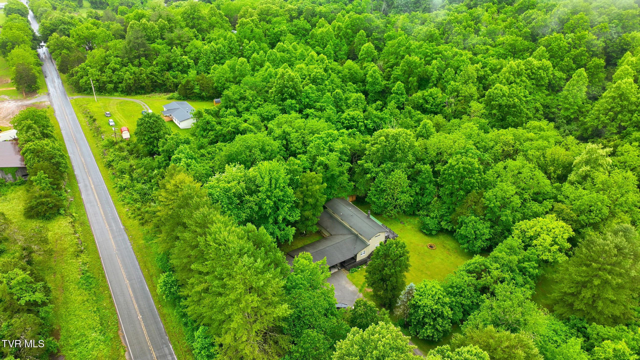 2425 Seminary Church Loop Big Stone Gap, VA 24219 - Photo 41 of 43 2425 Seminary Church-4