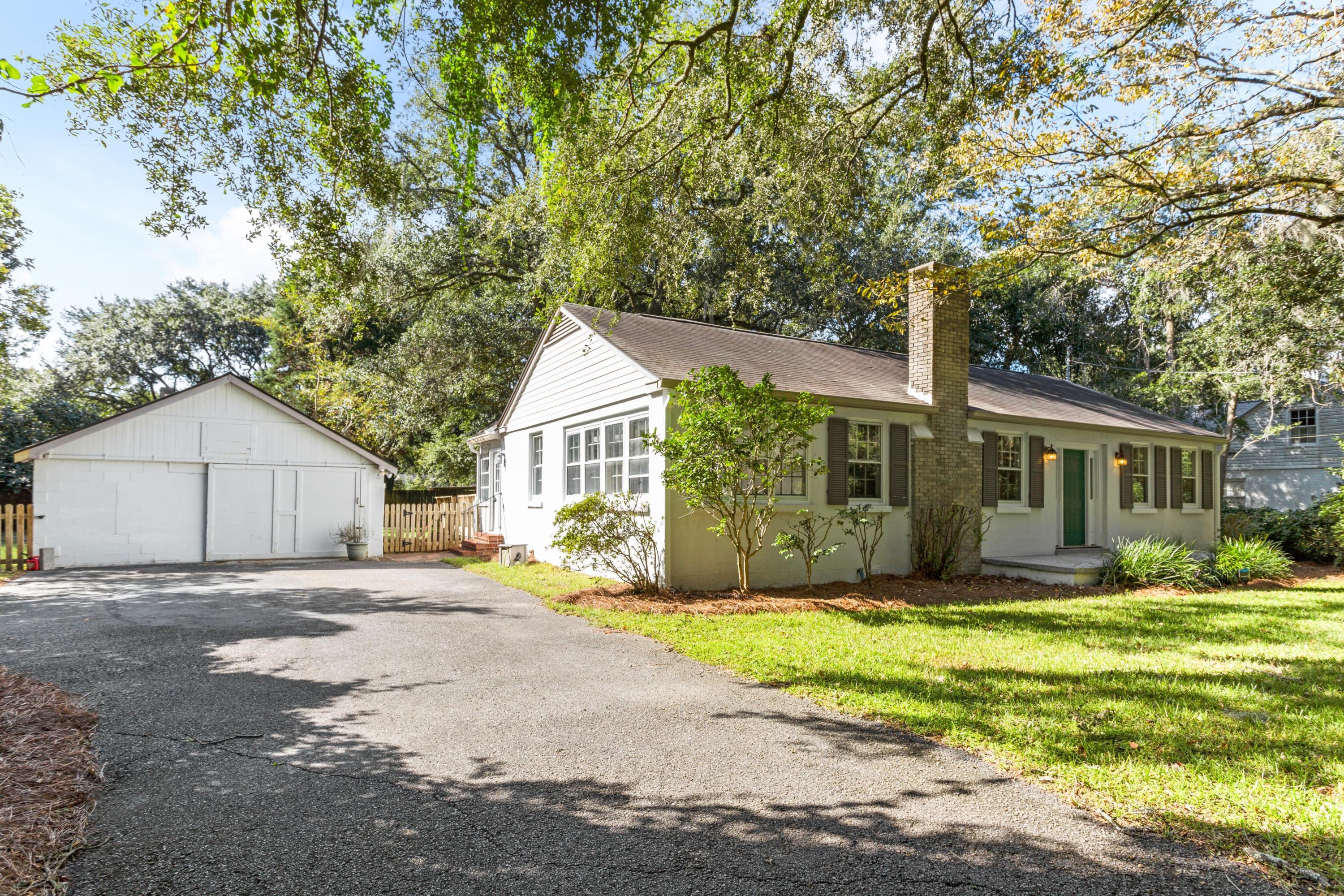 2123 Wappoo Hall Road Charleston, SC 29412 - Photo 2 of 21 CoastalRePhoto_SA-1471