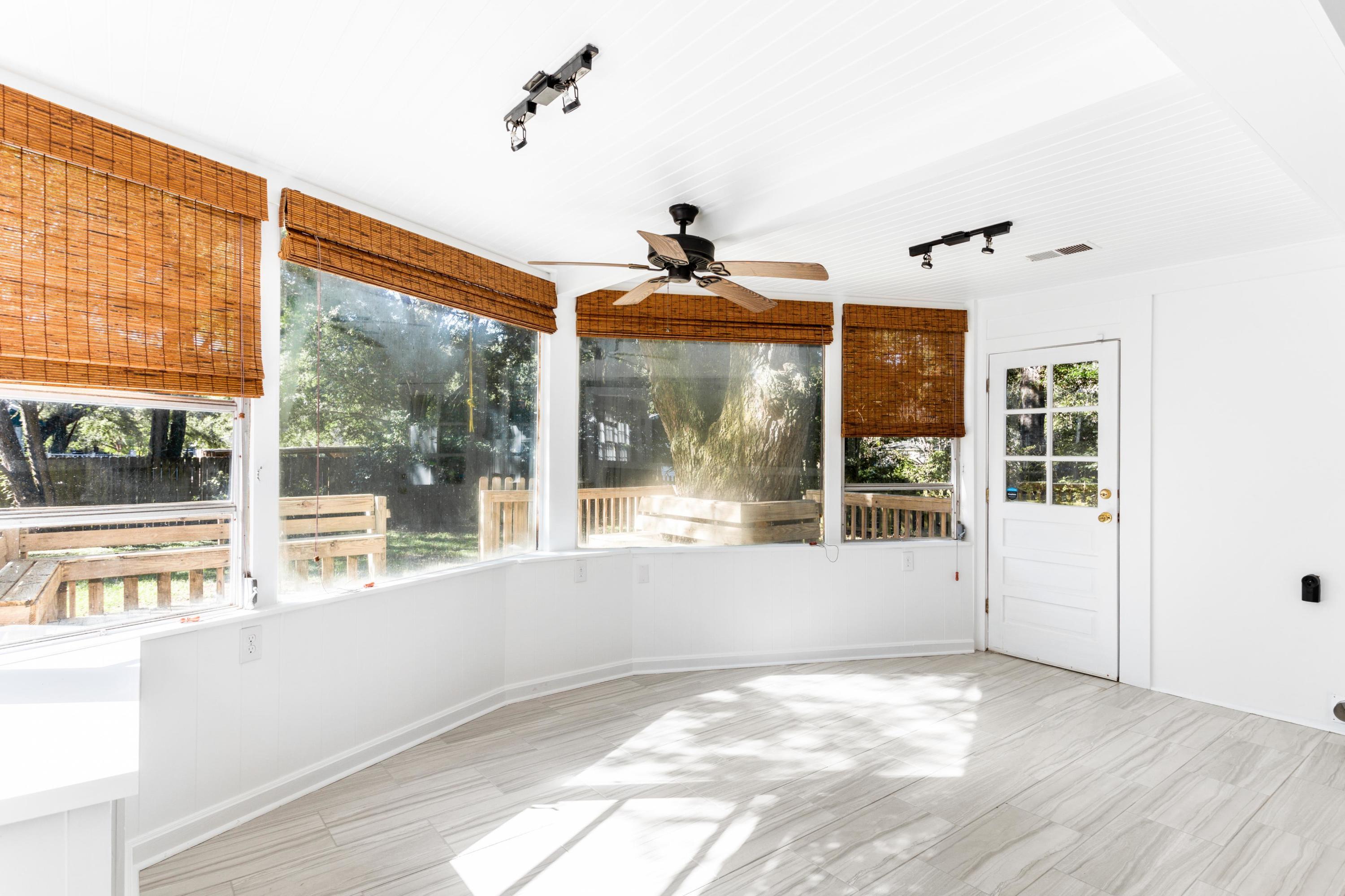 2123 Wappoo Hall Road Charleston, SC 29412 - Photo 12 of 21 CoastalRePhoto_SA-1422