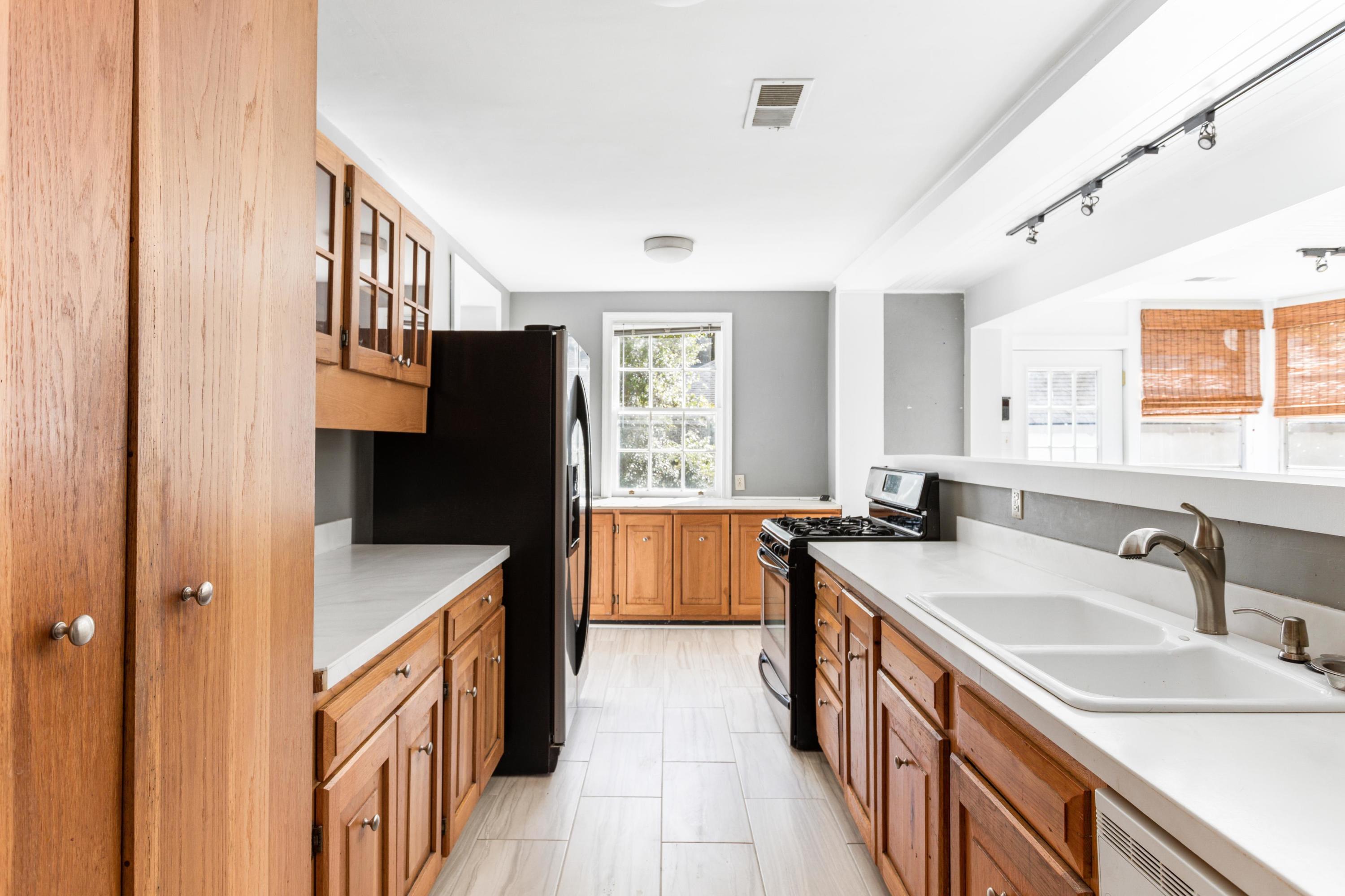 2123 Wappoo Hall Road Charleston, SC 29412 - Photo 10 of 21 CoastalRePhoto_SA-1417