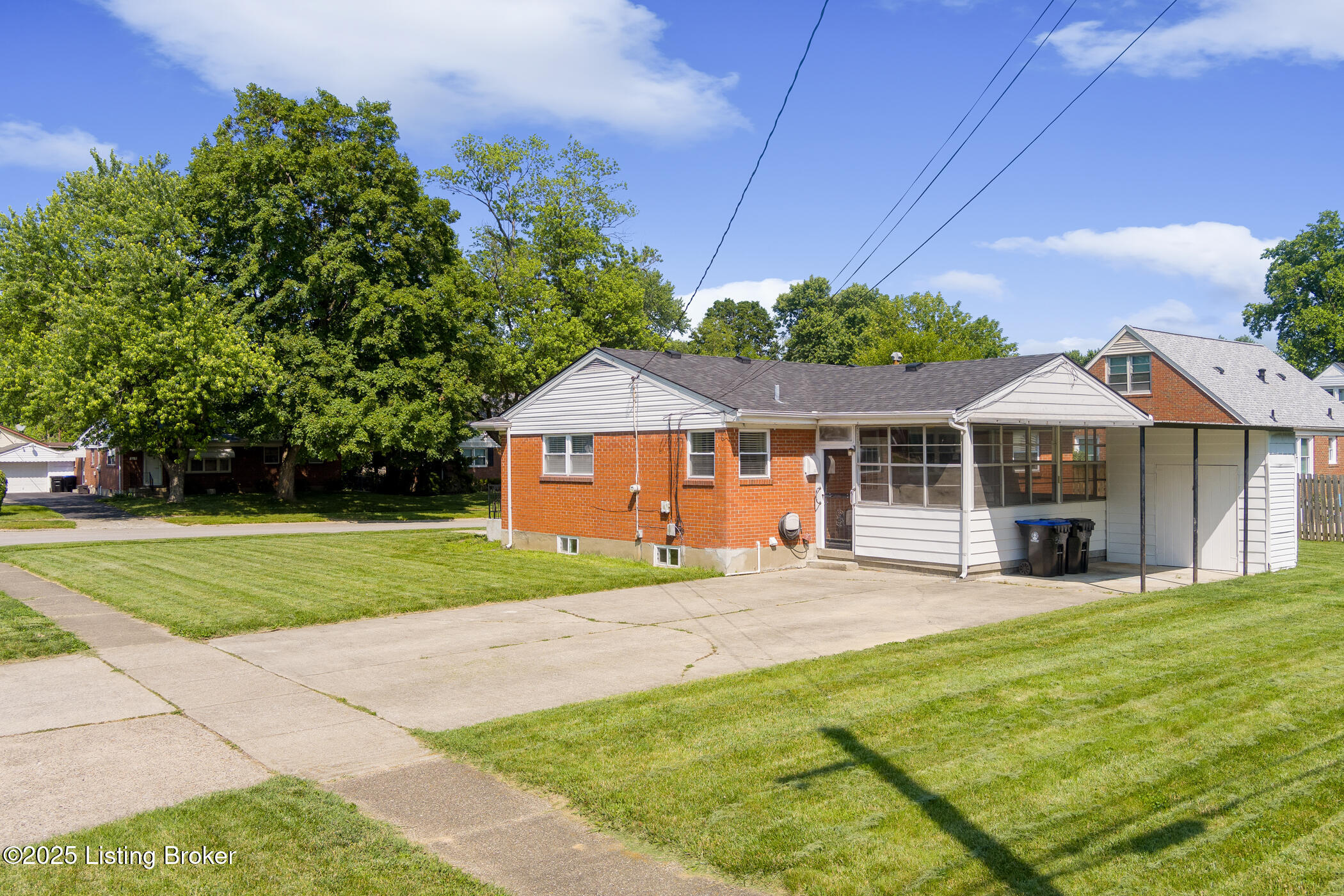 3222 Radiance Road Louisville, KY 40220 - Photo 39 of 41 Rear