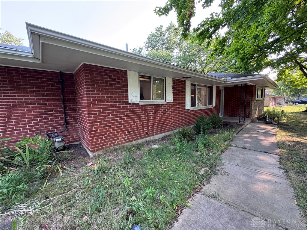 8977 Slagle Road Dayton, OH 45458 - Photo 5 of 43 Gallery Image 5