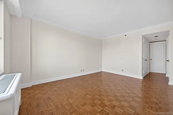 $6,500 | 111 Cherry Valley Avenue, Unit M3, Garden City, NY 11530