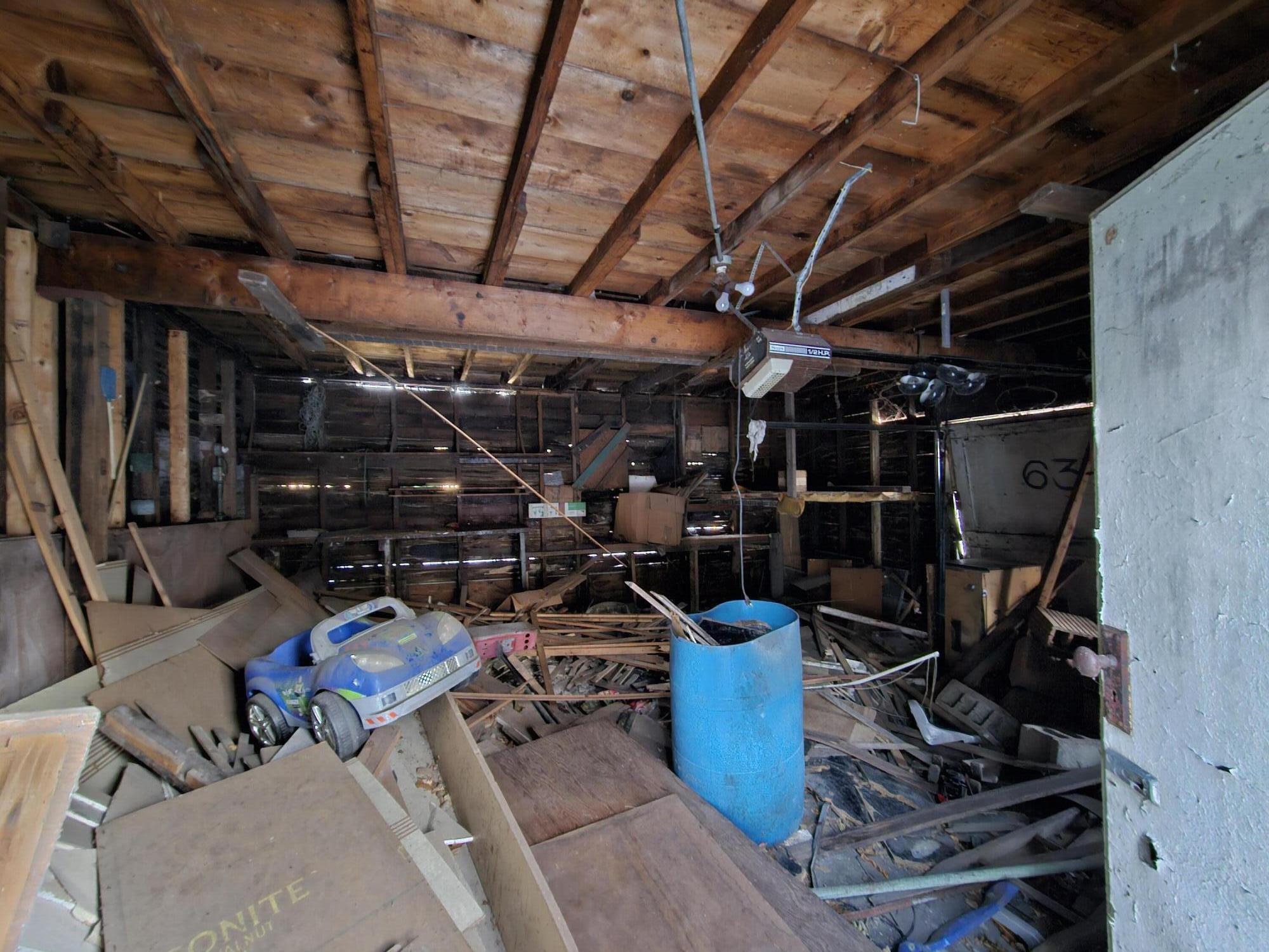 445 East Ridge Road Gary, IN 46409 - Photo 17 of 18 2000x1500