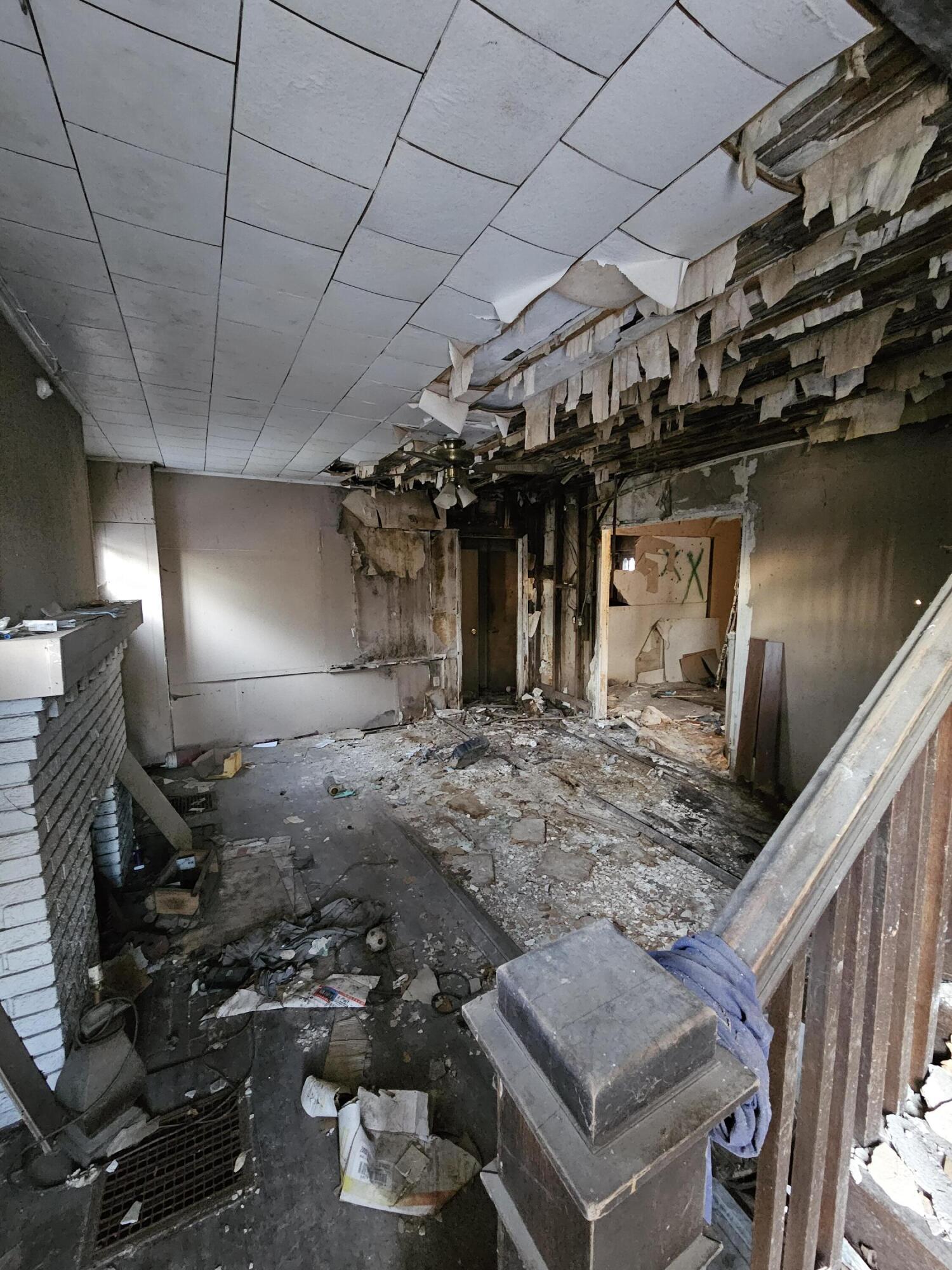 445 East Ridge Road Gary, IN 46409 - Photo 10 of 18 1500x2000