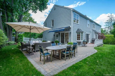 $3,195,000 | 1 Elm Avenue, Larchmont, NY 10538