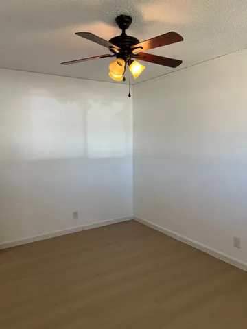 $350,000 | 4069 North Sunnyside Avenue, Fresno, CA 93727