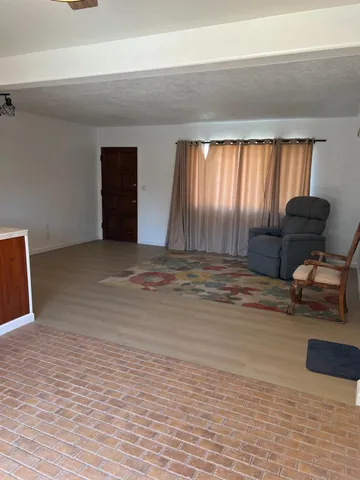 $350,000 | 4069 North Sunnyside Avenue, Fresno, CA 93727