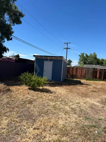 $350,000 | 4069 North Sunnyside Avenue, Fresno, CA 93727